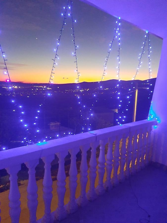 Apartment Natali Kaštel Stari Eksteriør bilde