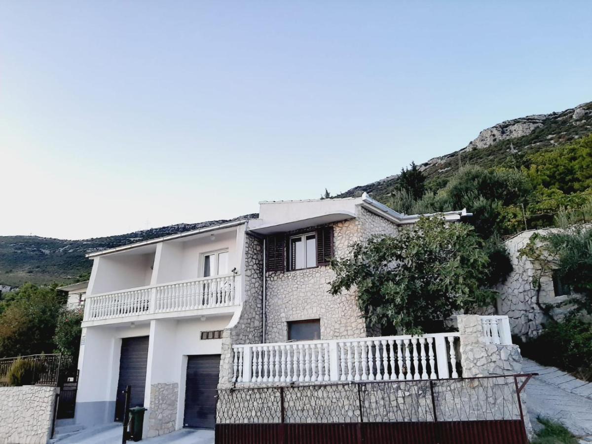 Apartment Natali Kaštel Stari Eksteriør bilde