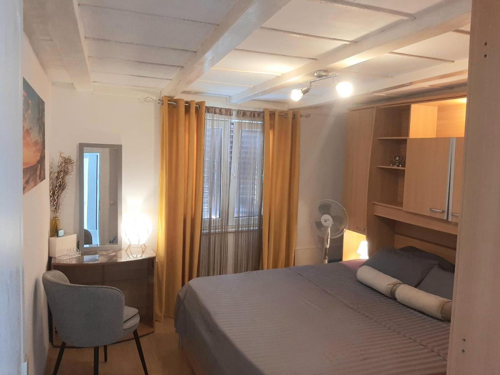 Apartment Natali Kaštel Stari Eksteriør bilde