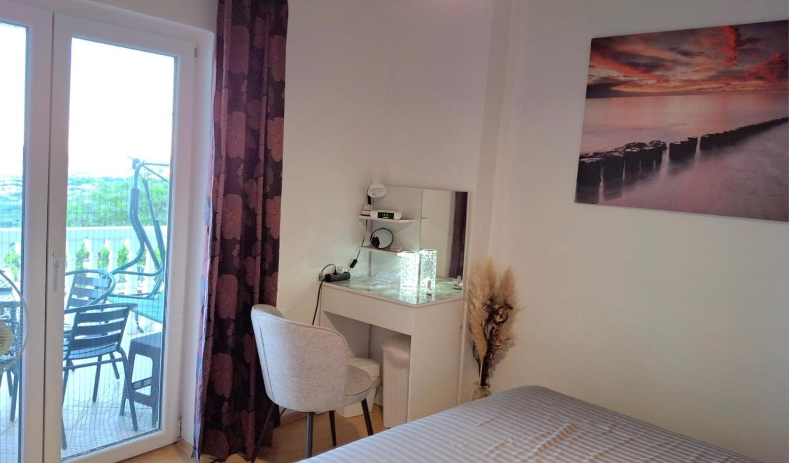 Apartment Natali Kaštel Stari Eksteriør bilde